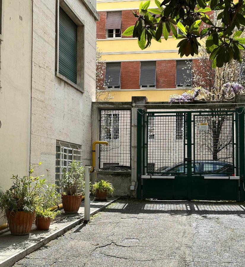 Quiet & Cosy Colosseum Rome Exterior photo